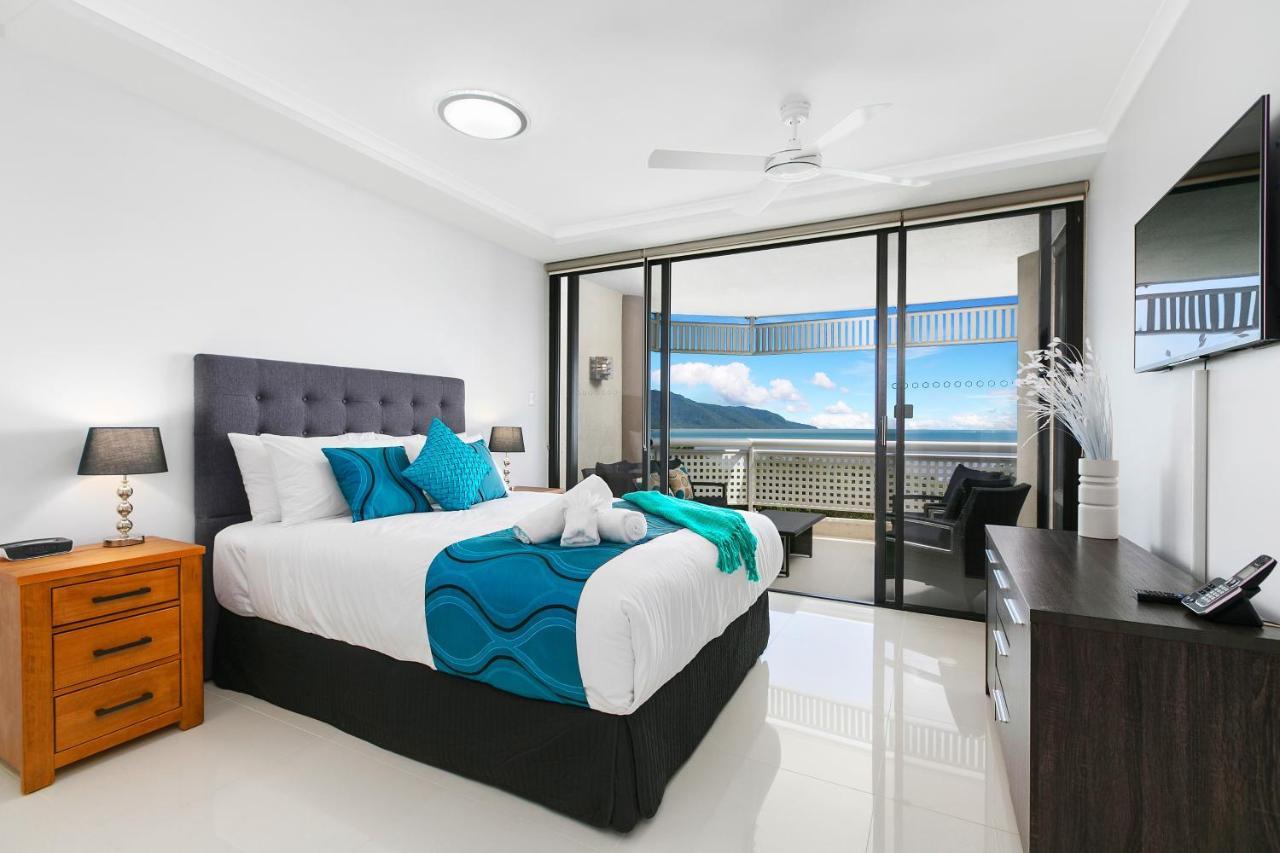 Cairns Luxury Waterfront Apartment Exterior photo